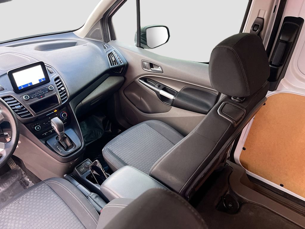 Used 2023 Ford Transit Connect XLT image 22