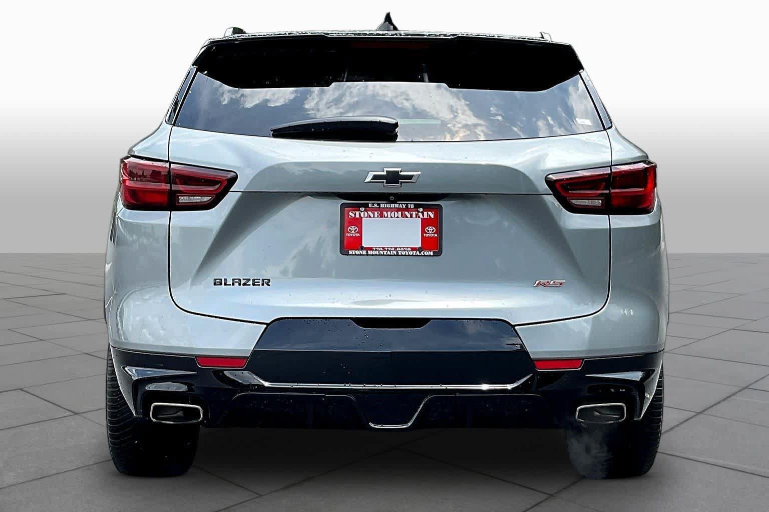 Used 2023 Chevrolet Blazer RS w/ Enhanced Convenience Package FWD image 9
