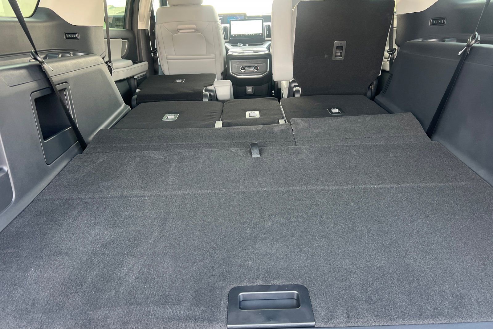 New 2025 Ford Expedition Max Active image 14