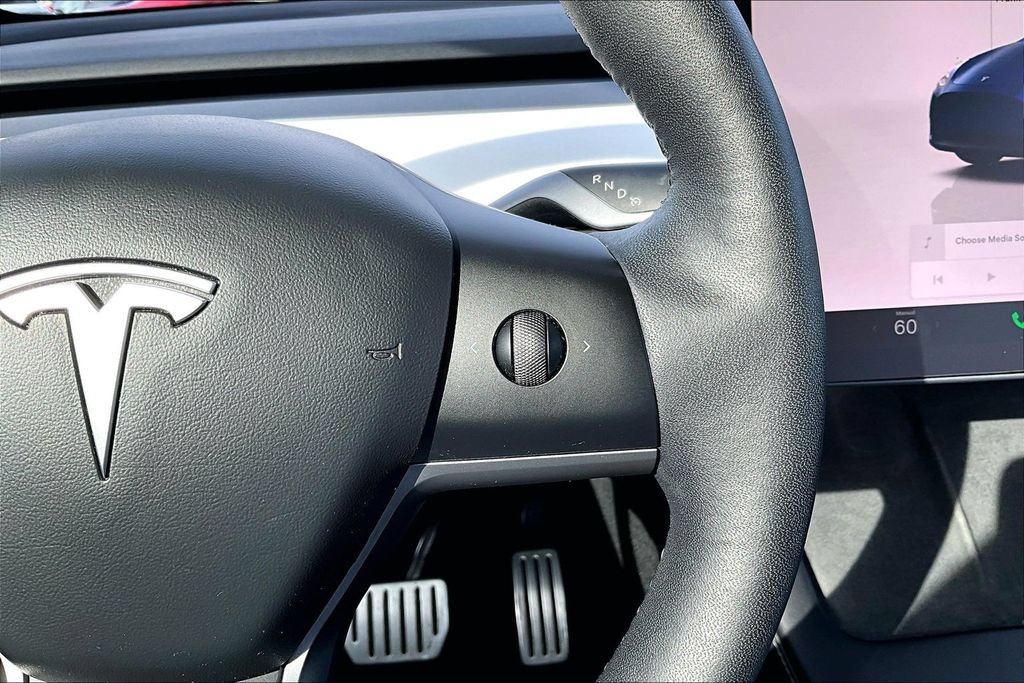 Used 2022 Tesla Model Y Performance AWD/4WD image 19