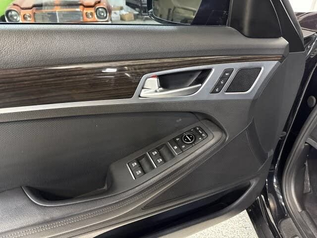 Used 2020 Genesis G80 3.8 RWD image 23