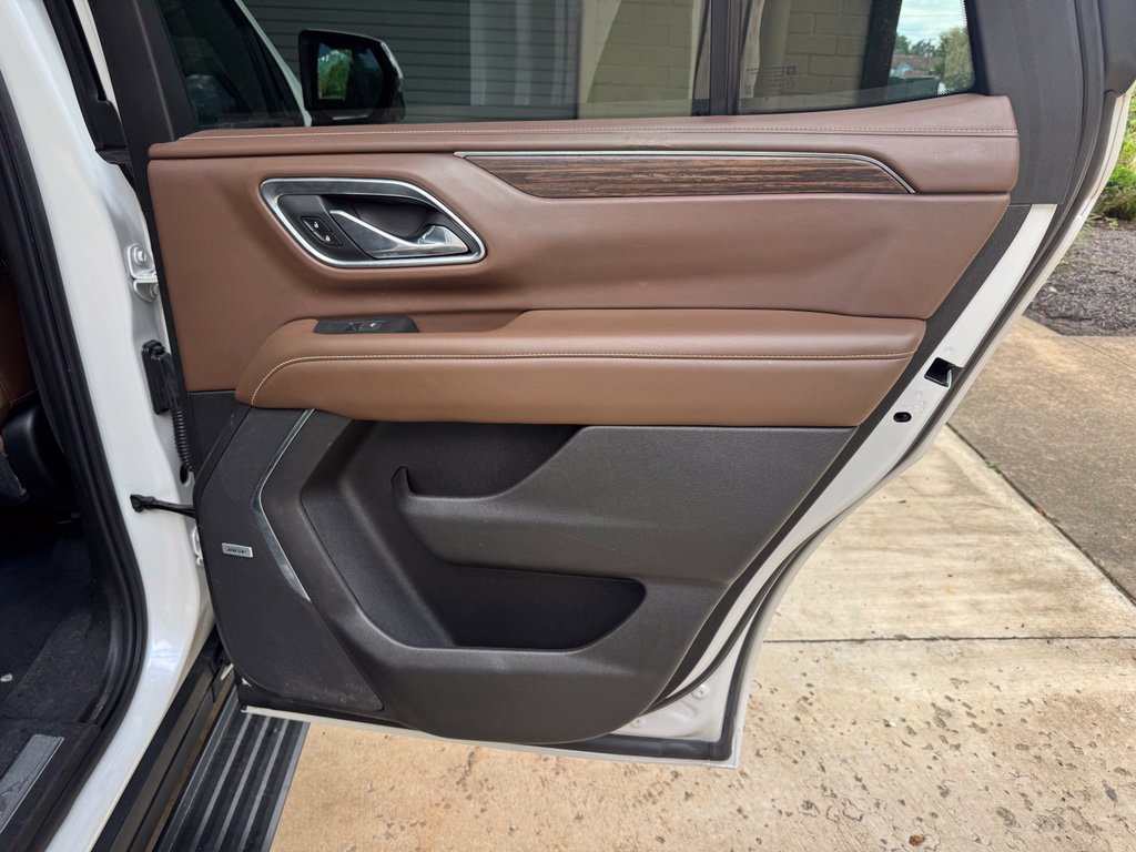 Used 2021 Chevrolet Tahoe High Country AWD/4WD image 33