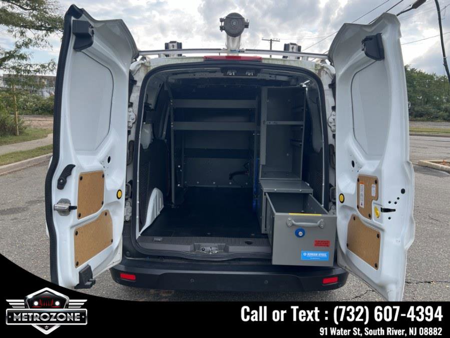 Used 2020 Ford Transit Connect XL image 14