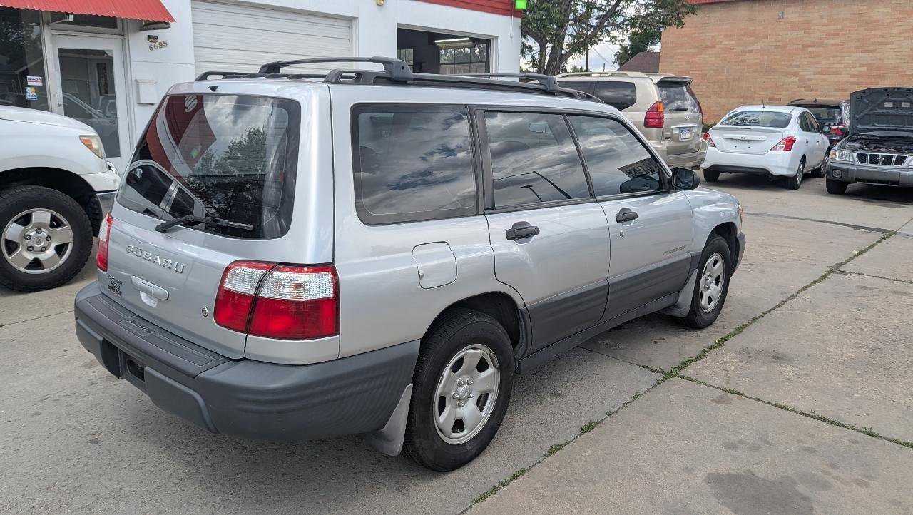 Used 2002 Subaru Forester L AWD/4WD image 5