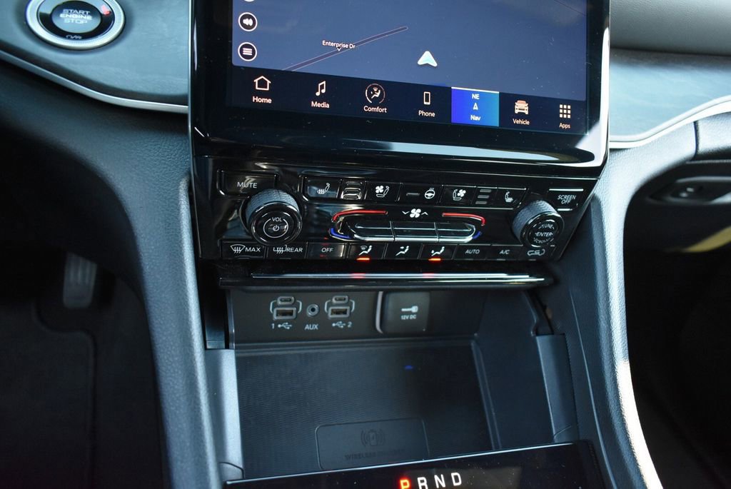 Certified 2025 Jeep Grand Cherokee Limited w/ Luxury Tech Group II image 23