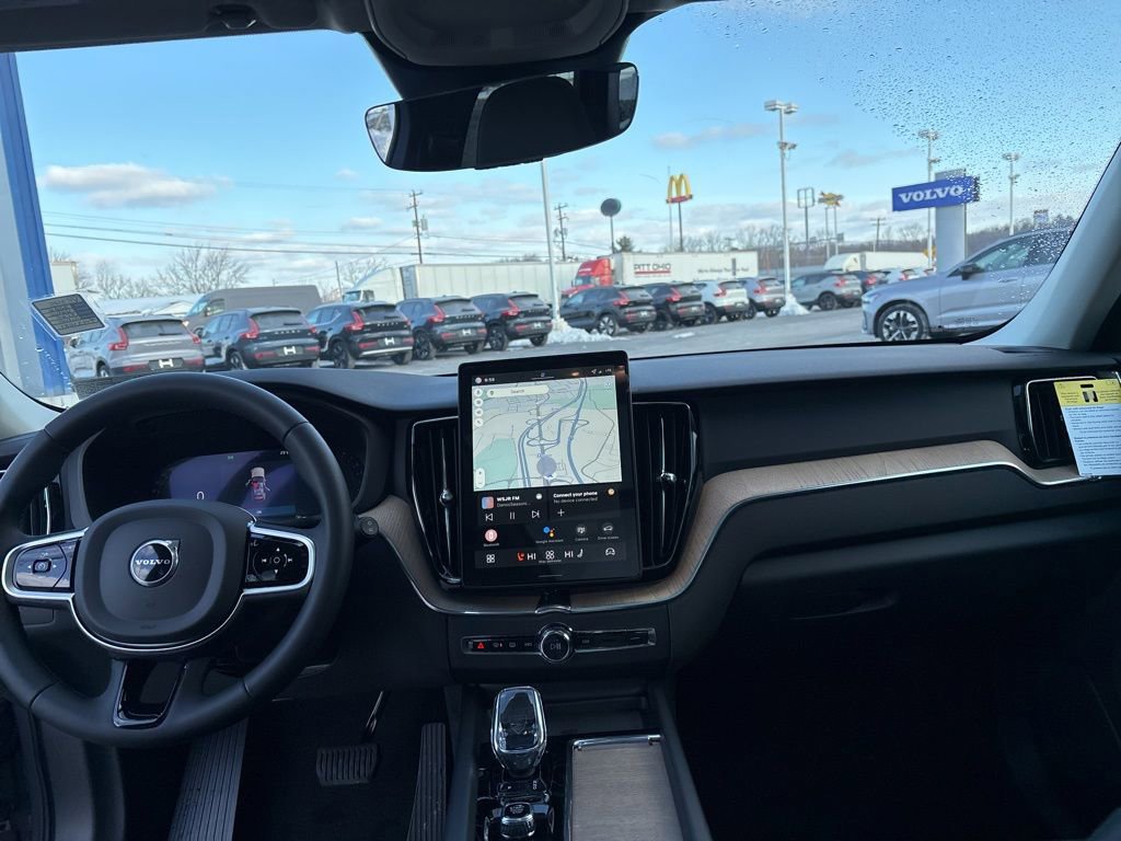 New 2026 Volvo XC60 B5 Plus w/ Protection Package Premier image 45