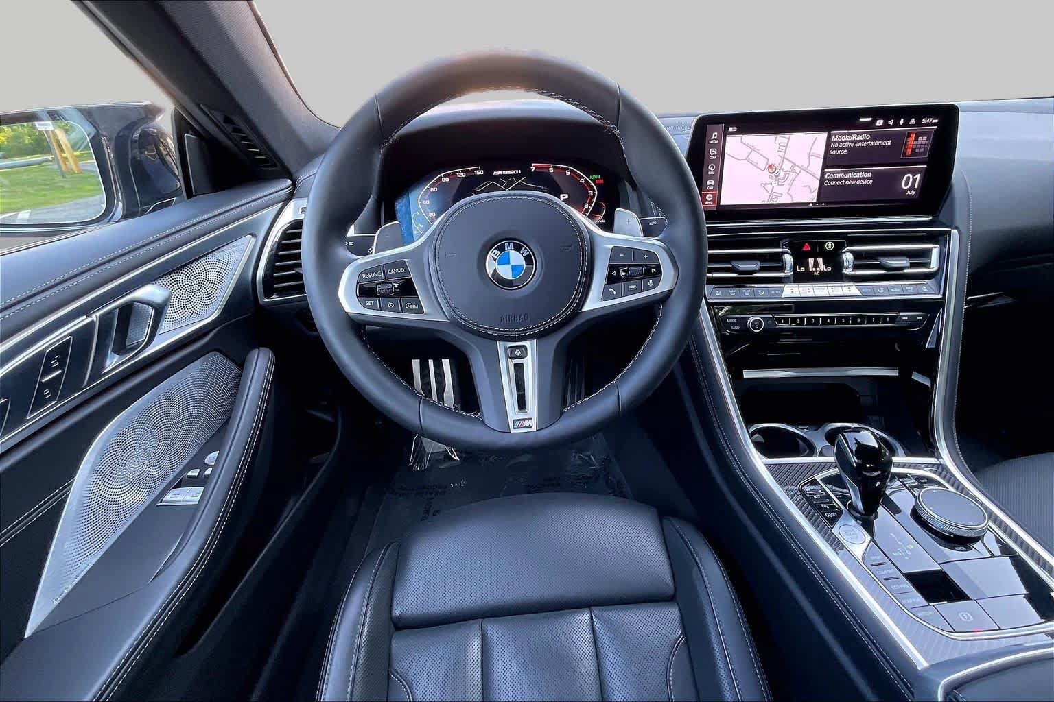 Used 2026 BMW M850i xDrive Coupe w/ Driving Assistance Package AWD/4WD image 5