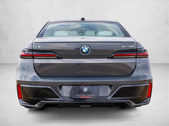 Used 2023 BMW i7 xDrive60 AWD/4WD image 6
