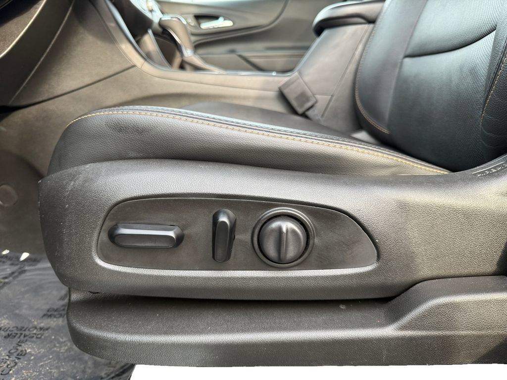 Used 2021 Chevrolet Equinox Premier image 10