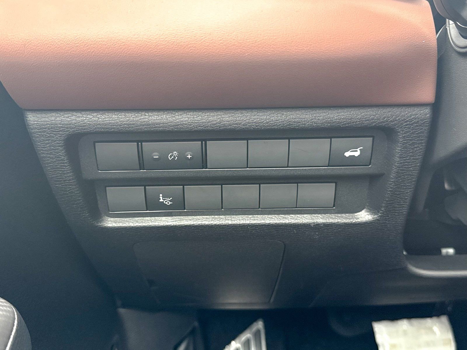 New 2025 Mitsubishi Outlander SEL image 46