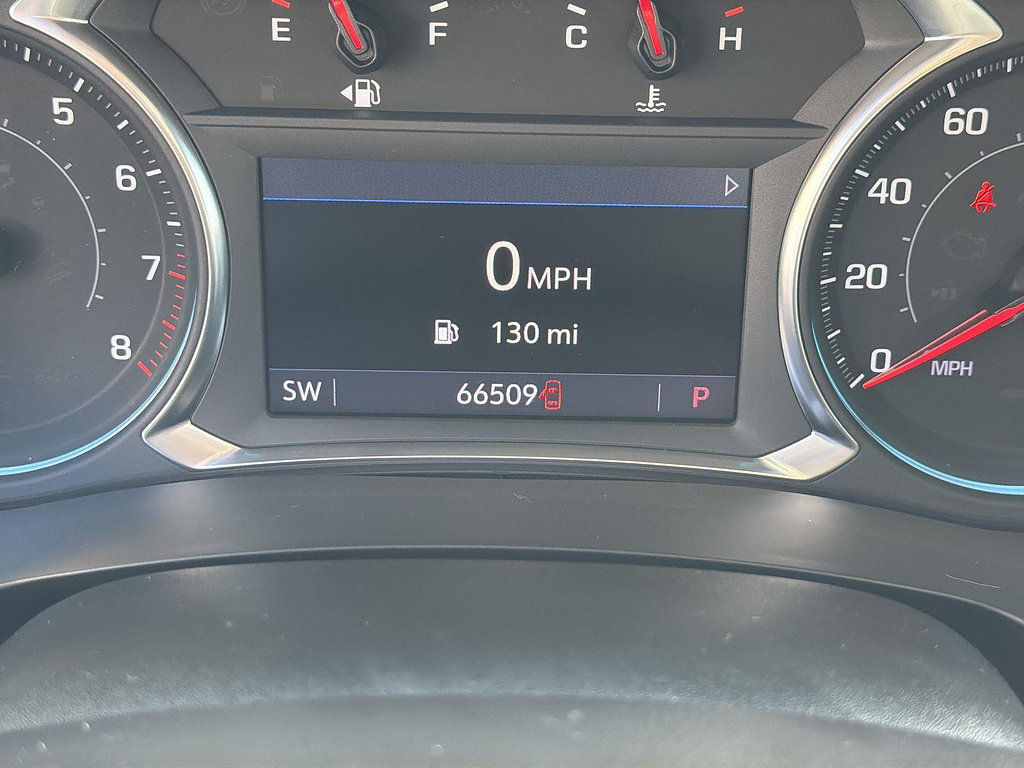 Used 2022 Chevrolet Traverse LT FWD image 11