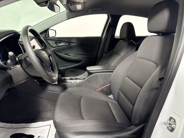 Used 2024 Chevrolet Malibu LT image 14