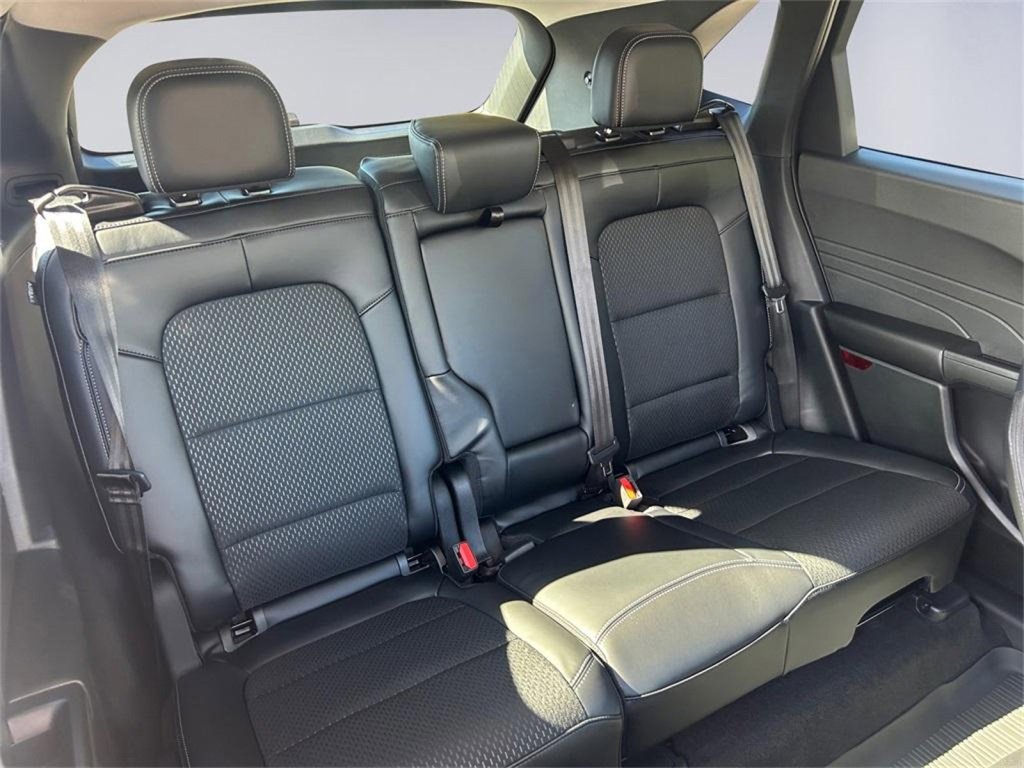 New 2025 Ford Escape SE image 18