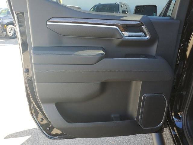 New 2026 Chevrolet Silverado 1500 RST w/ Redline Edition image 17