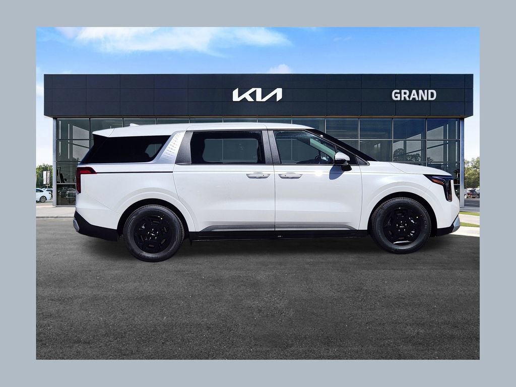 New 2026 Kia Carnival image 1
