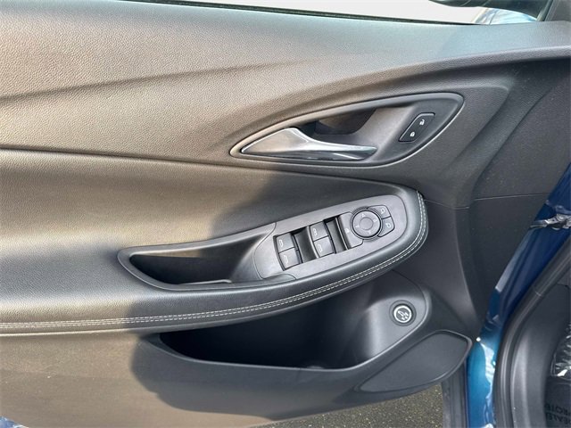 Used 2021 Buick Encore GX Select w/ Advanced Technology Package image 15