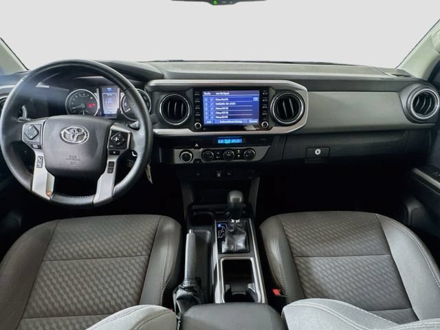 Used 2021 Toyota Tacoma SR5 AWD/4WD image 23