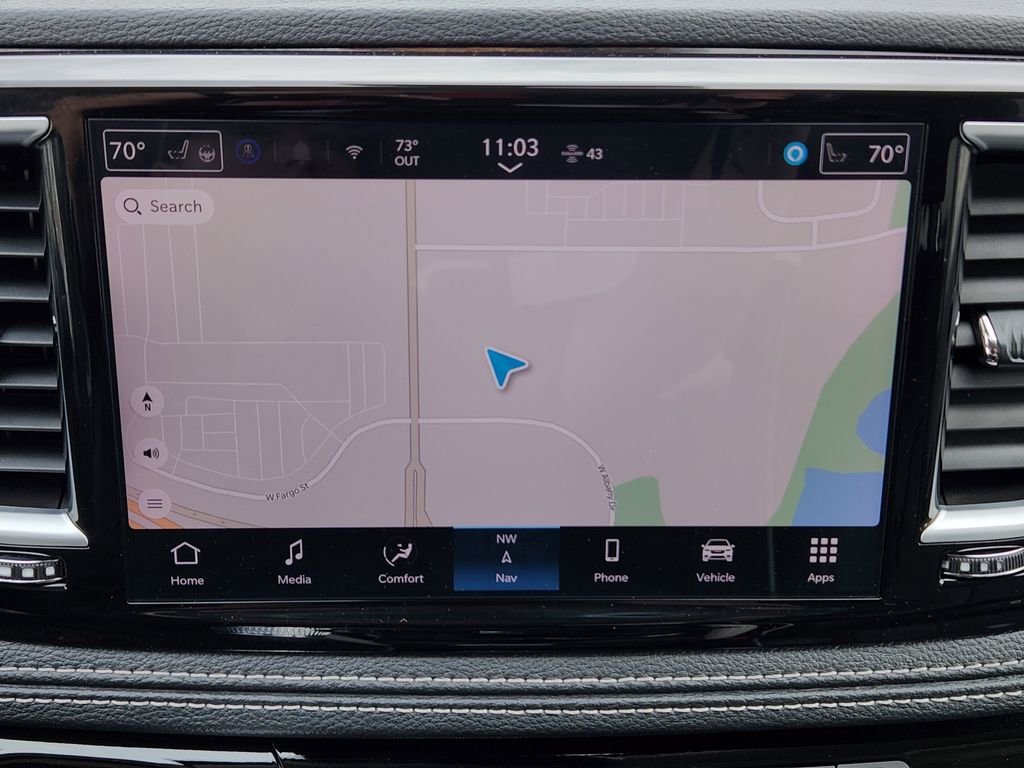 Used 2024 Chrysler Pacifica Limited image 22