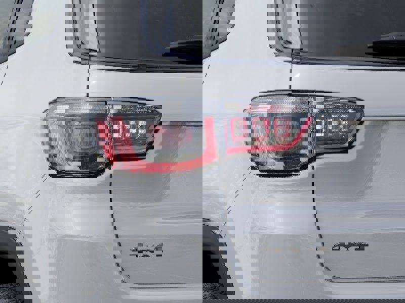 New 2026 Jeep Compass Latitude image 14