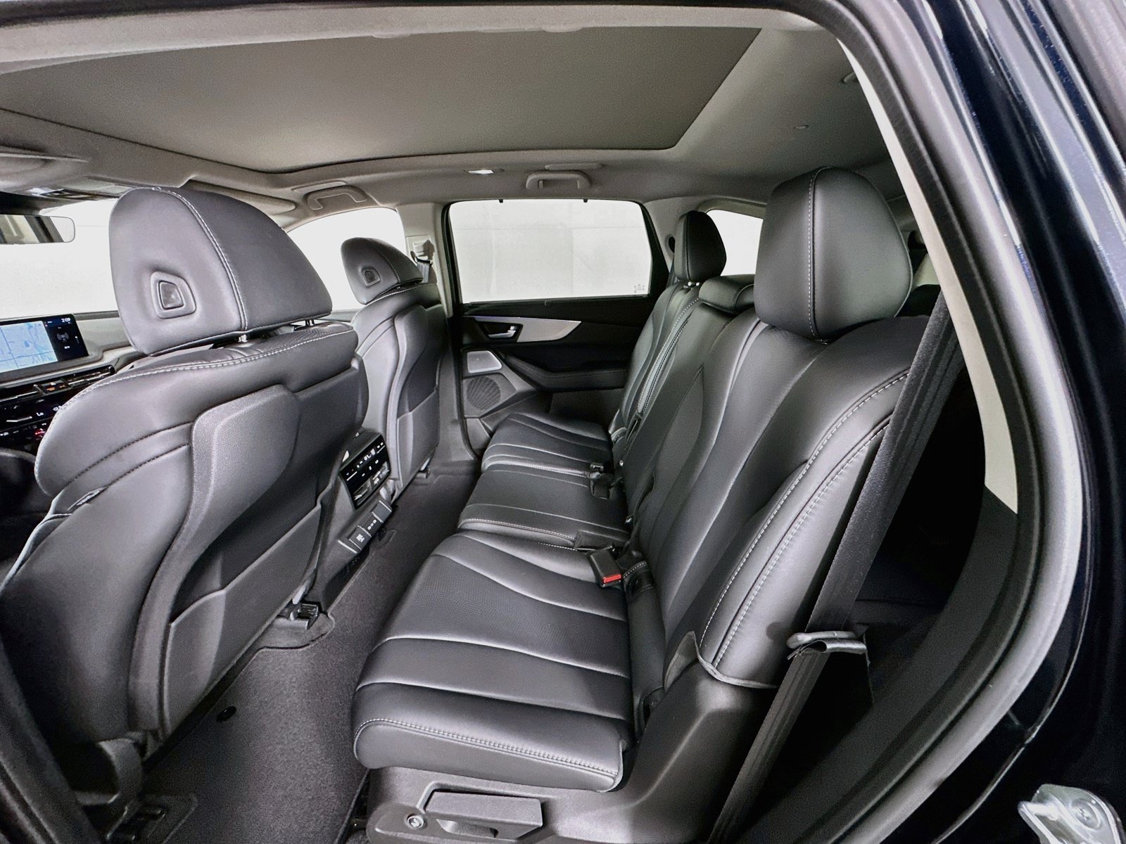 Used 2026 Acura MDX w/ Technology Package FWD image 25