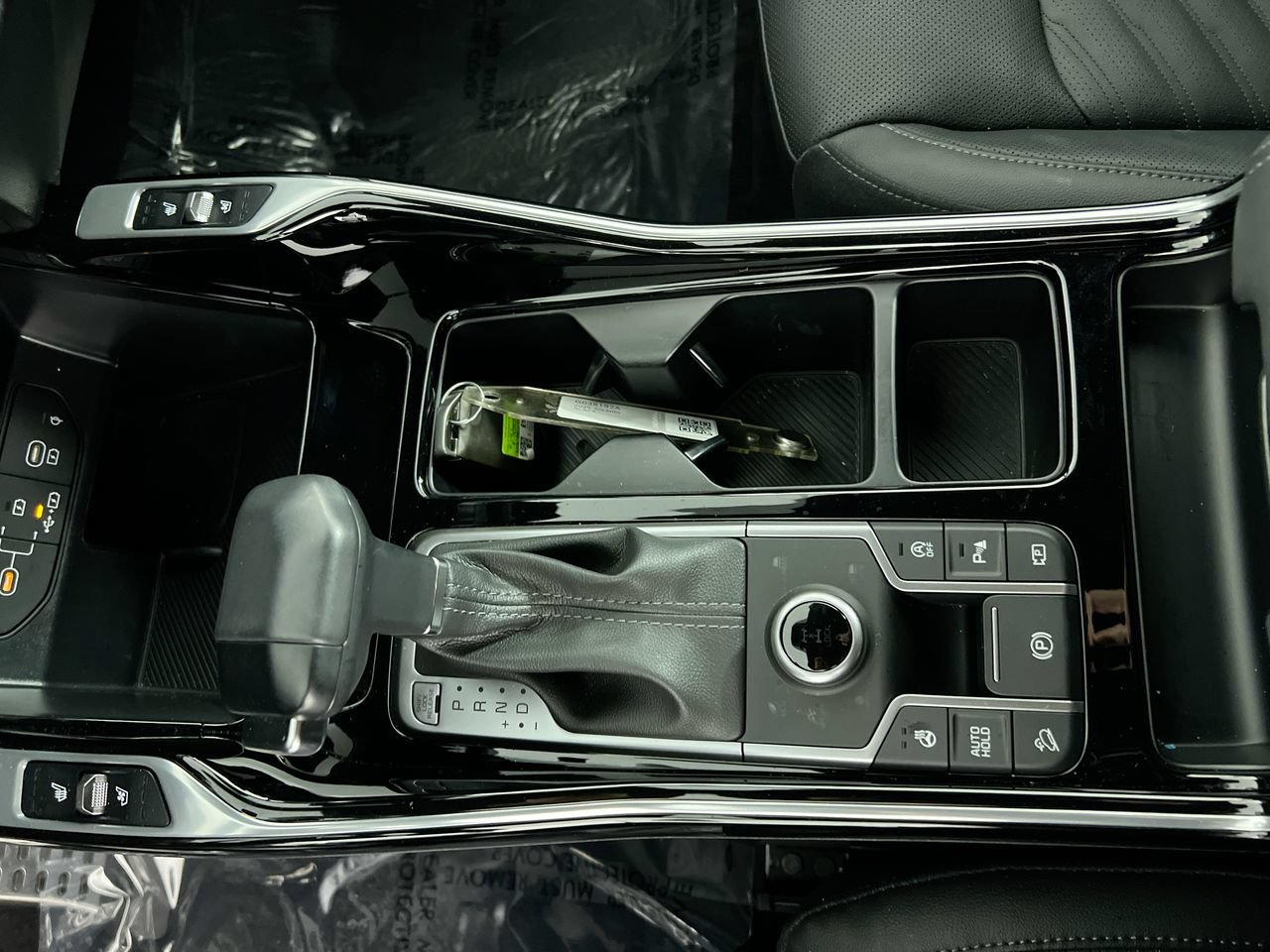 Certified 2025 Kia Sorento SX Prestige AWD/4WD image 17