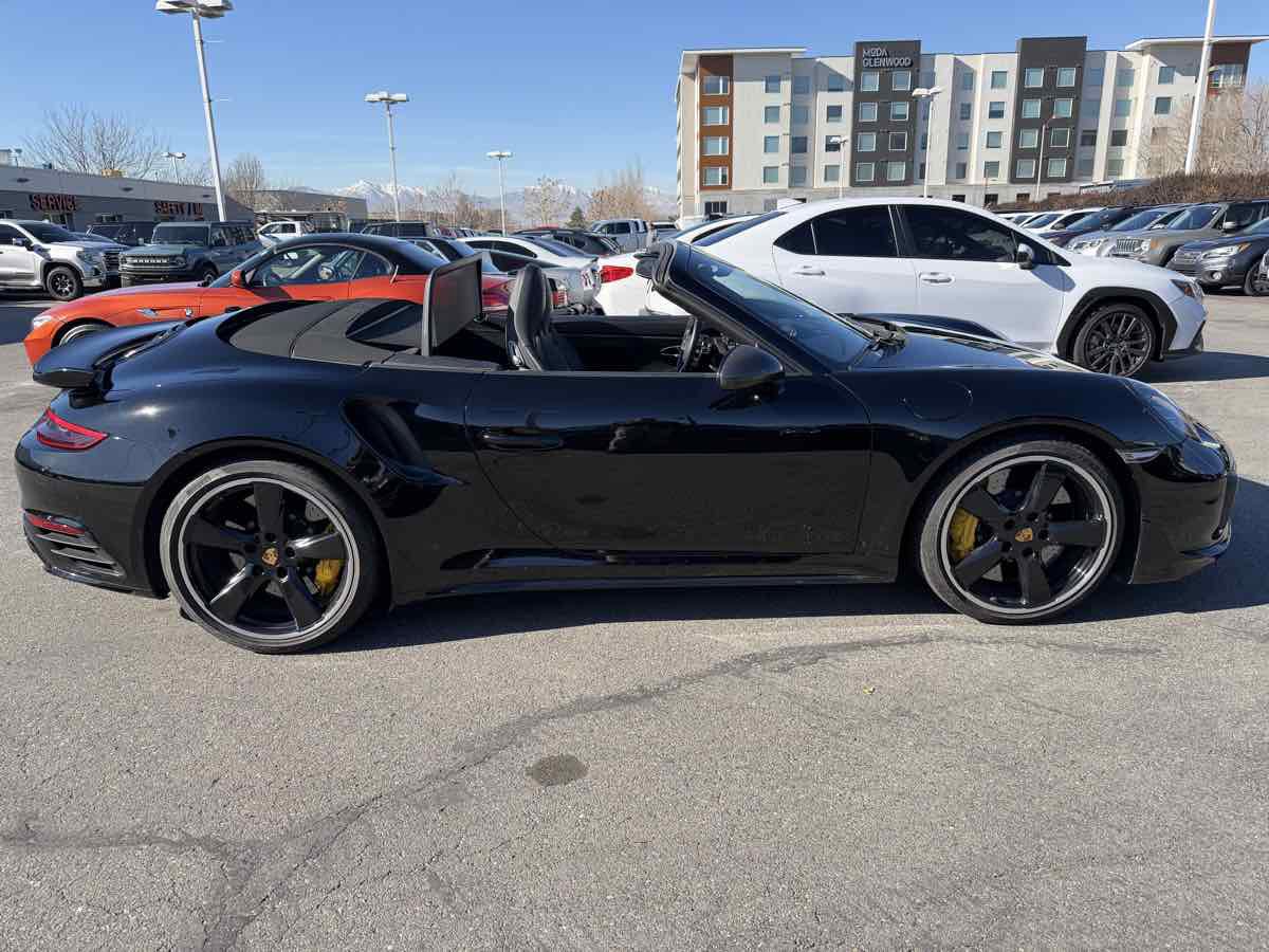 Used 2019 Porsche 911 Turbo S image 5