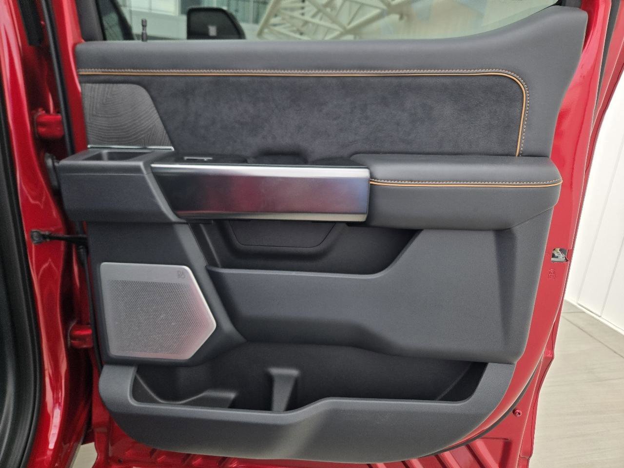 Used 2024 Ford F450 Platinum AWD/4WD image 46