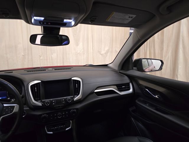 Used 2023 GMC Terrain SLT w/ Elevation Edition image 30
