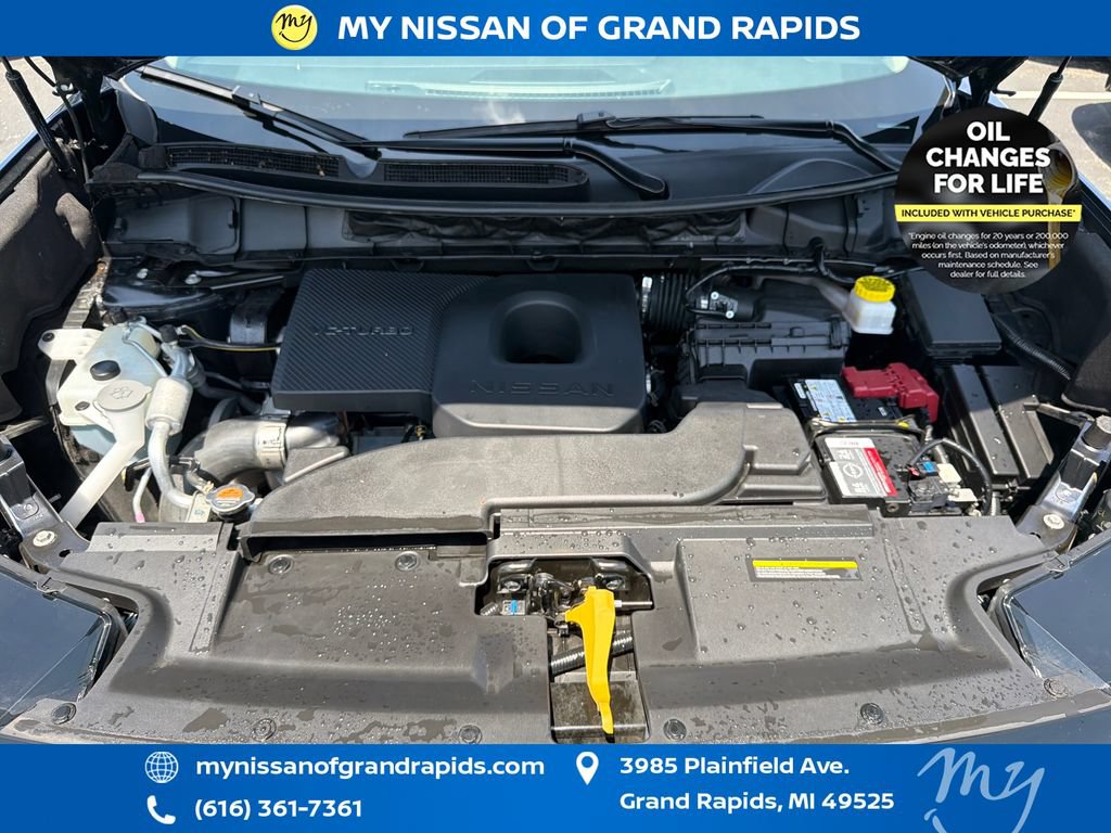 Used 2025 Nissan Murano SV AWD/4WD image 29