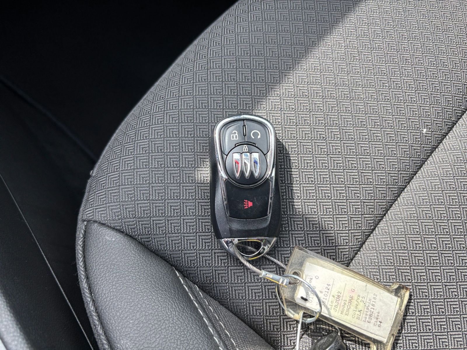 Used 2025 Buick Encore GX Preferred FWD image 21