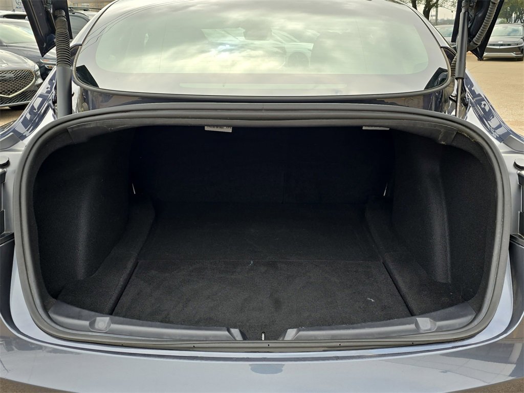 Used 2023 Tesla Model 3 Standard Range image 12