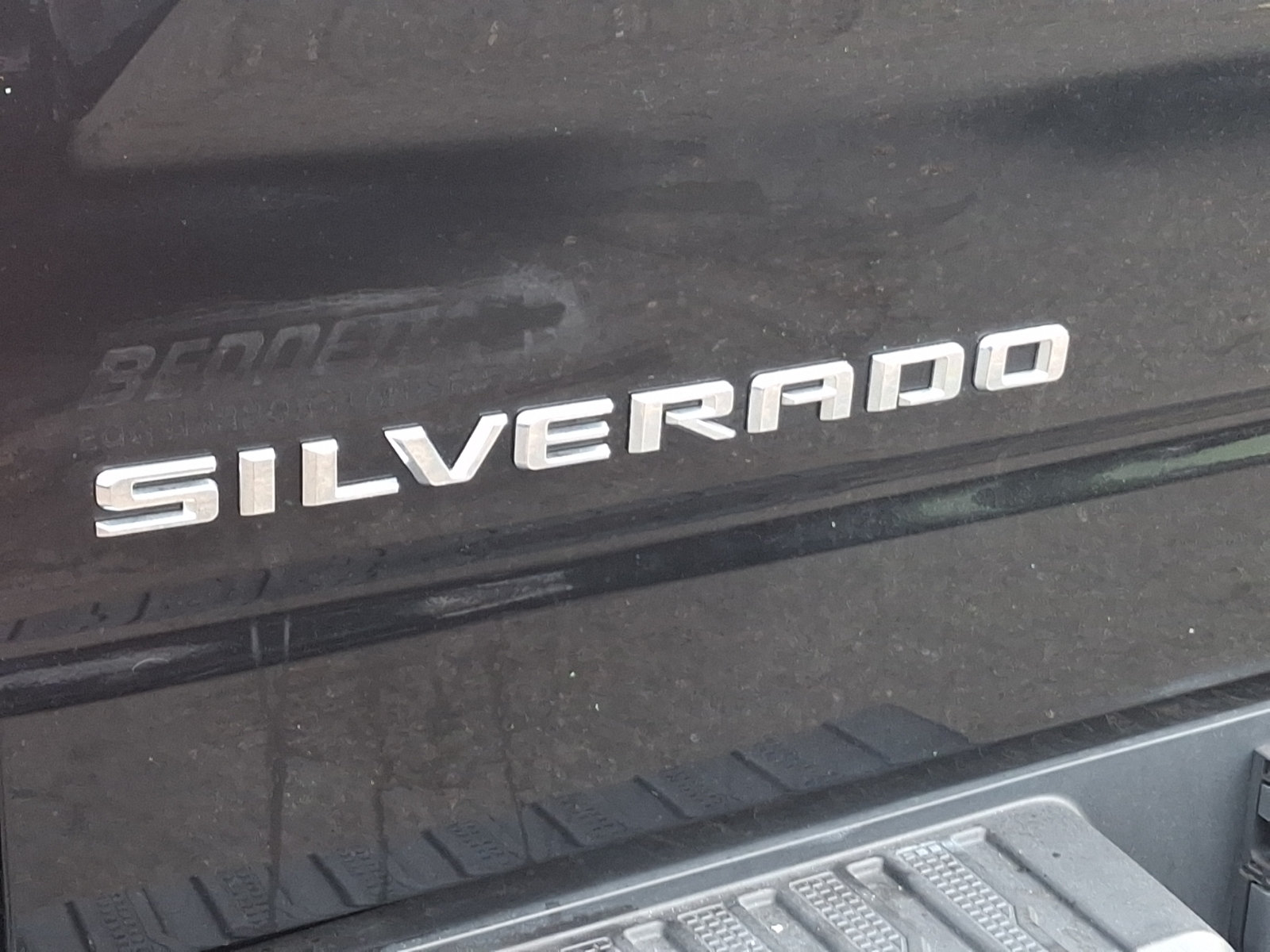Used 2021 Chevrolet Silverado 1500 High Country w/ Technology Package AWD/4WD image 33