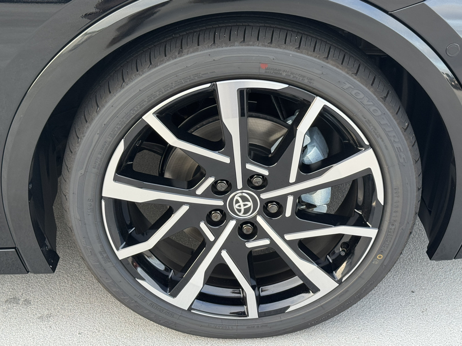 New 2026 Toyota Prius Plug-In Hybrid FWD image 15