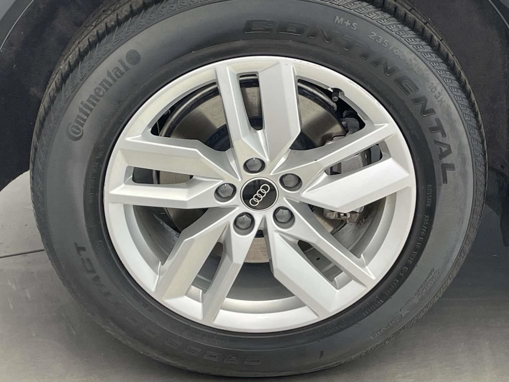 Certified 2023 Audi Q5 2.0T Premium w/ Convenience Package AWD/4WD image 13