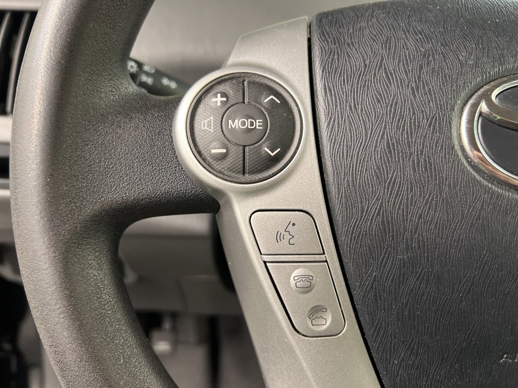 Used 2014 Toyota Prius V Three image 17