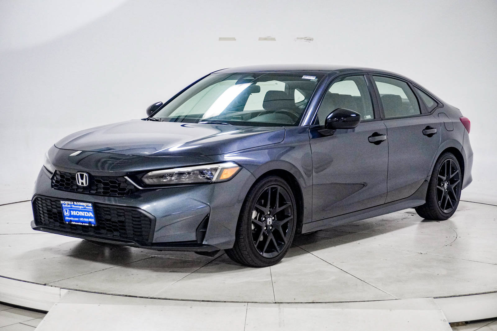 Used 2025 Honda Civic Sport image 3