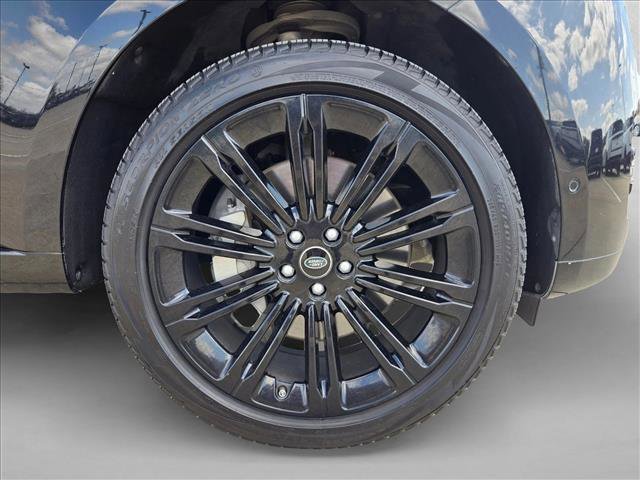 Certified 2023 Land Rover Range Rover Long Wheelbase SE image 25