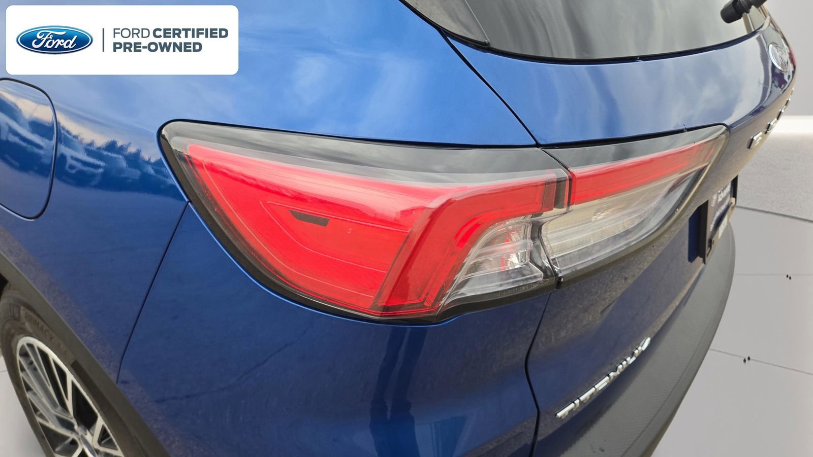 Certified 2022 Ford Escape Titanium w/ Titanium Premium Package FWD image 29
