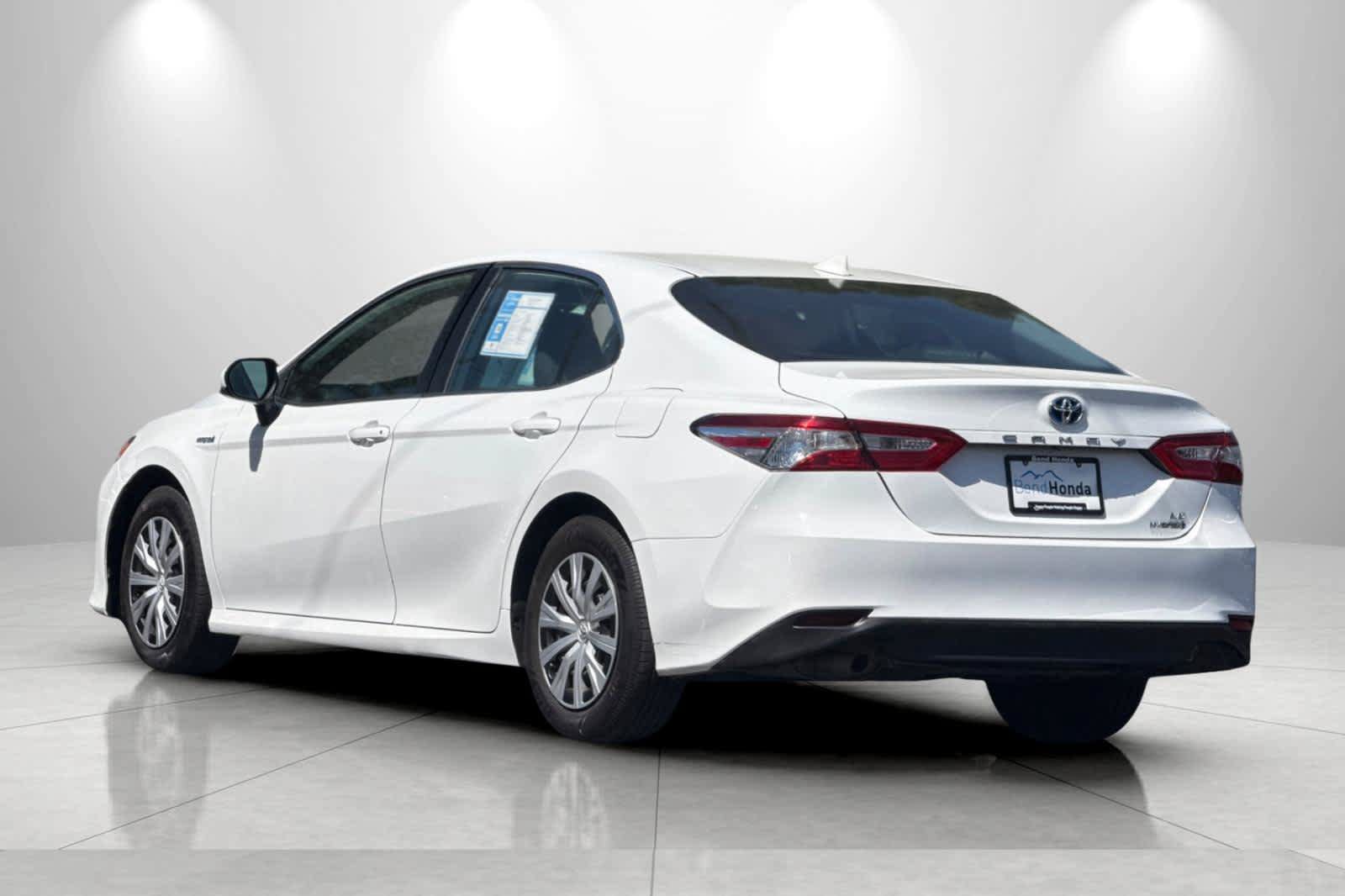 Used 2020 Toyota Camry LE w/ Preferred Accessory Package FWD image 6