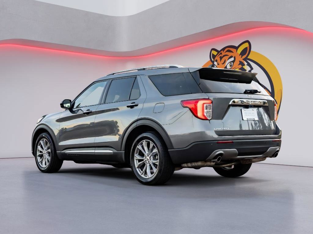 Used 2024 Ford Explorer Limited image 7