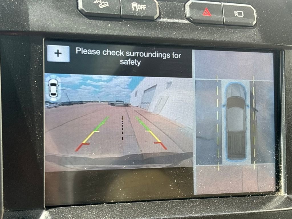 Used 2017 Ford F150 Lariat w/ Equipment Group 502A Luxury image 12