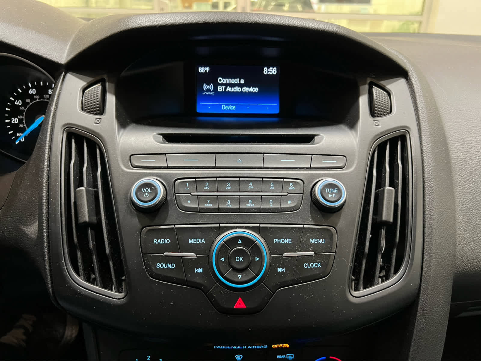 Used 2016 Ford Focus SE image 17