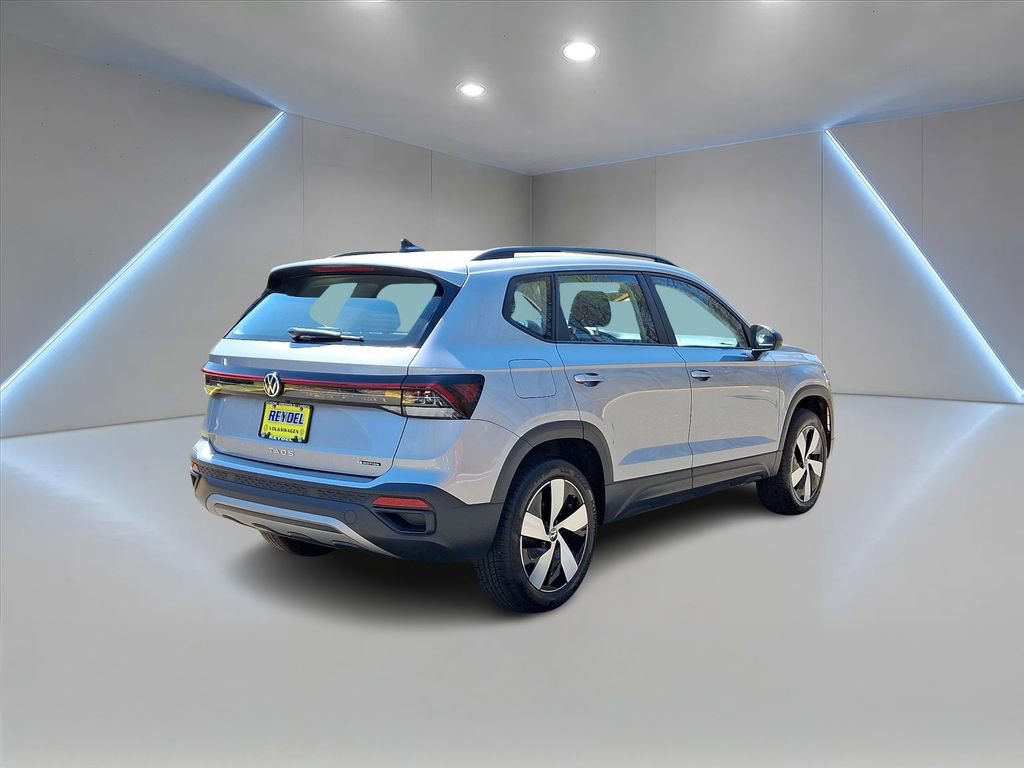 Certified 2025 Volkswagen Taos S image 5