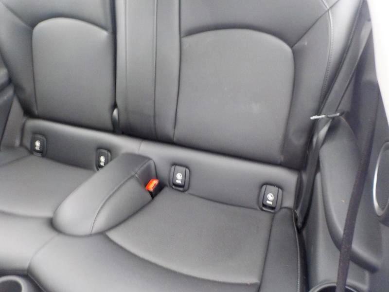 Used 2015 MINI Cooper S image 18