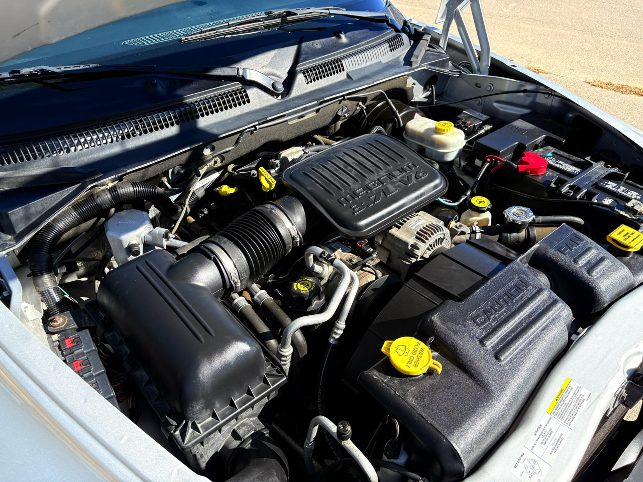 Used 2004 Dodge Dakota 2WD Club Cab w/ Tire & Handling Group image 18