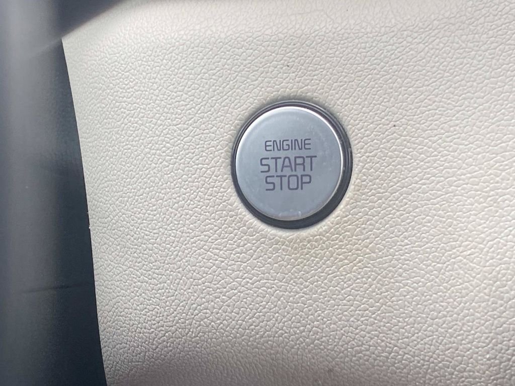 Used 2023 Kia Sorento EX FWD image 30