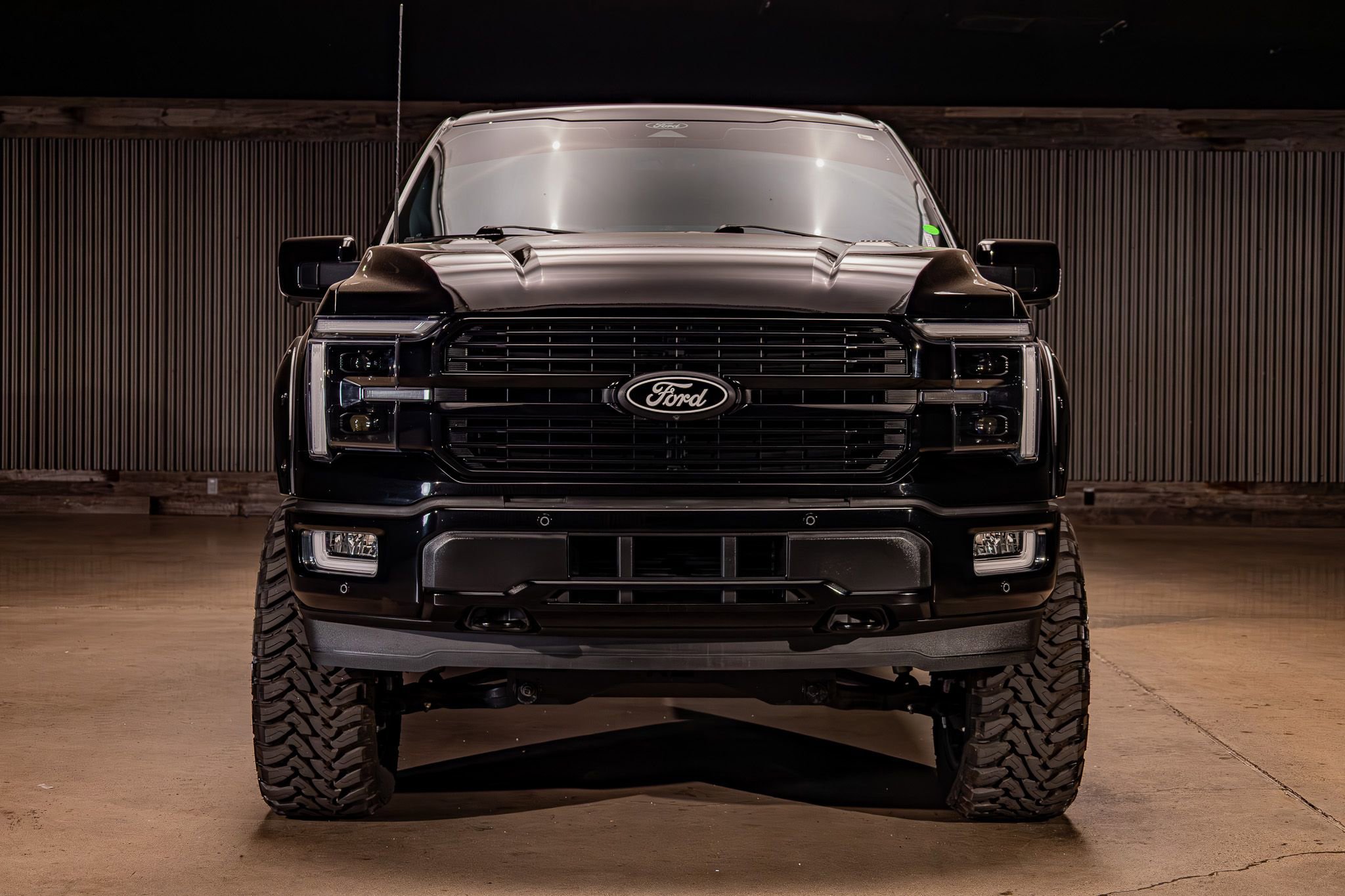 Used 2024 Ford F150 Platinum w/ Equipment Group 702A High AWD/4WD image 2