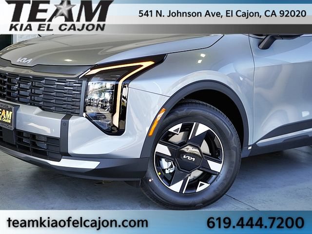New 2026 Kia Sportage LX AWD/4WD image 3