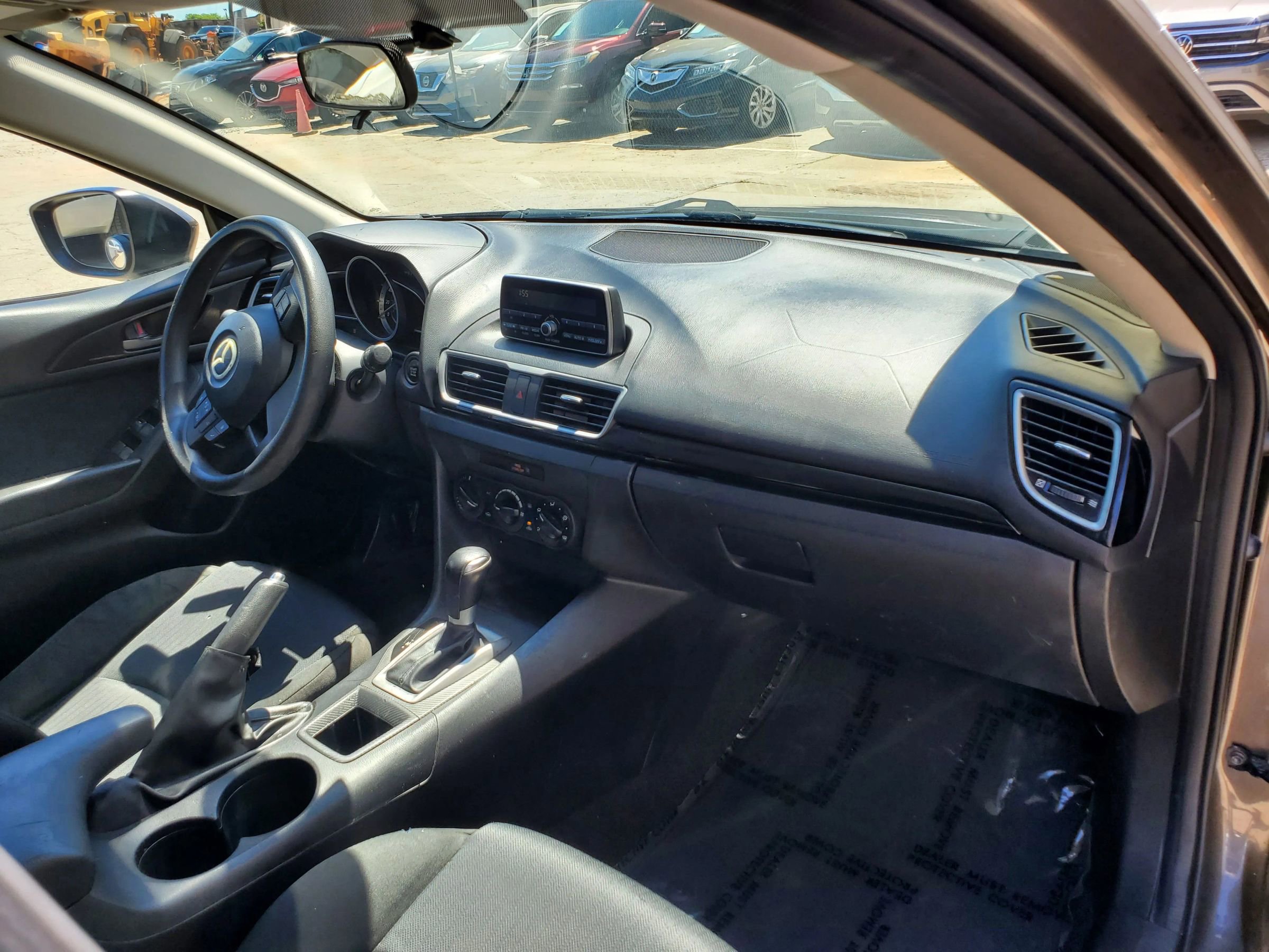 Used 2014 MAZDA MAZDA3 i Sport image 24