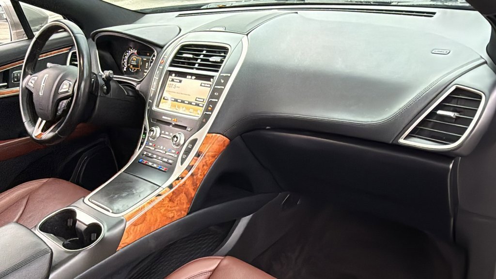 Used 2017 Lincoln MKX Reserve image 36